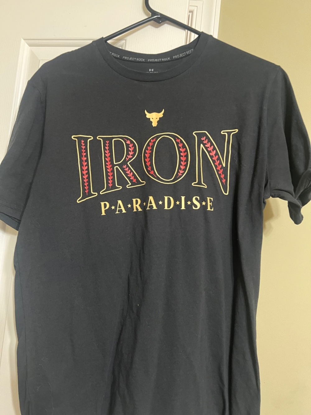 Under Armour Black 'Iron Paradise' Graphic Short Sleeve Tee